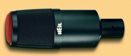 Heil Sound’s PR30 end-address microphone uses a 38mm diameter diaphragm.